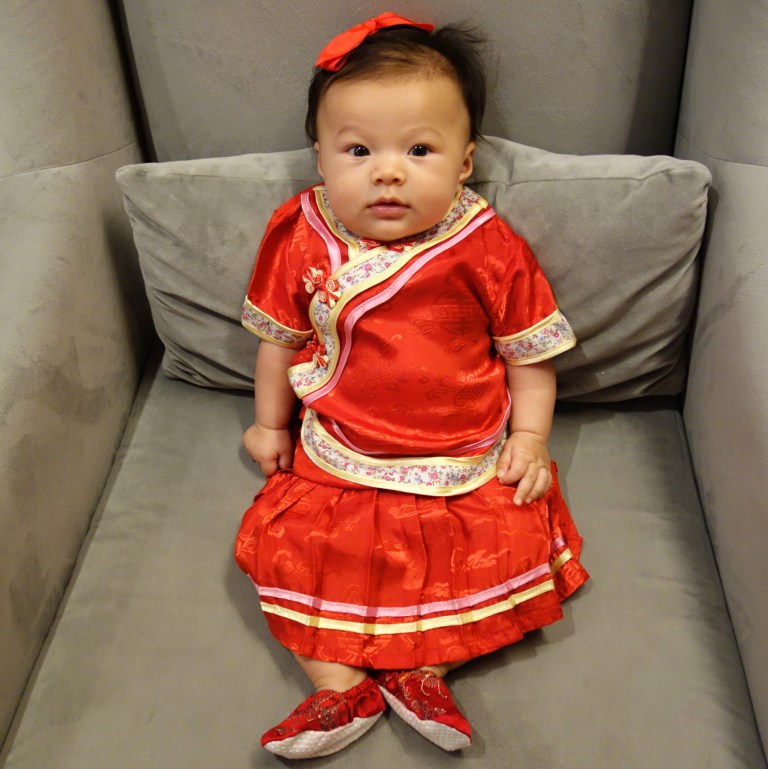 We went to Beijing just in time so Isa could get an outfit to mark her first 100 Days!