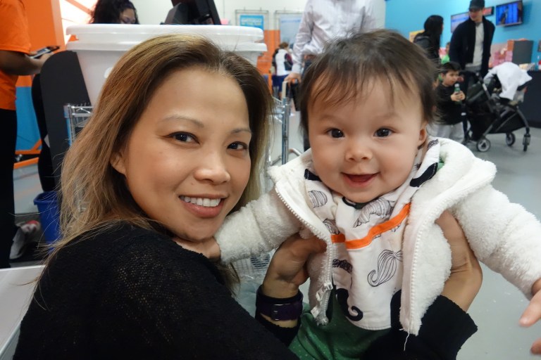 Diem and Isa are both so photogenic.